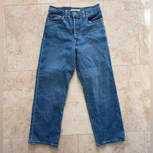 Levi’s Ribcage Straight Ankle Jeans